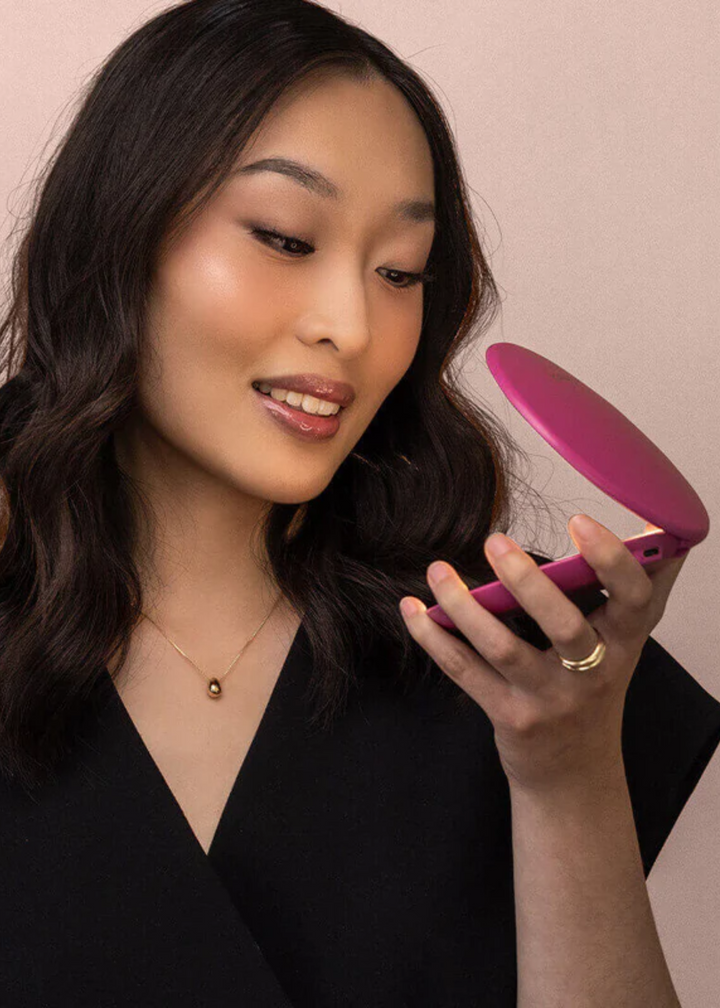 Compact Mirror with LED Lights