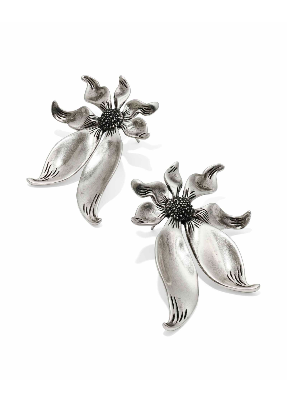 Vintage rhodium flower earrings
