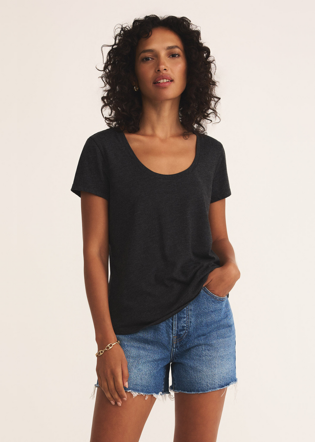 women's Black short sleeve scoop neck loose fit t-shirt