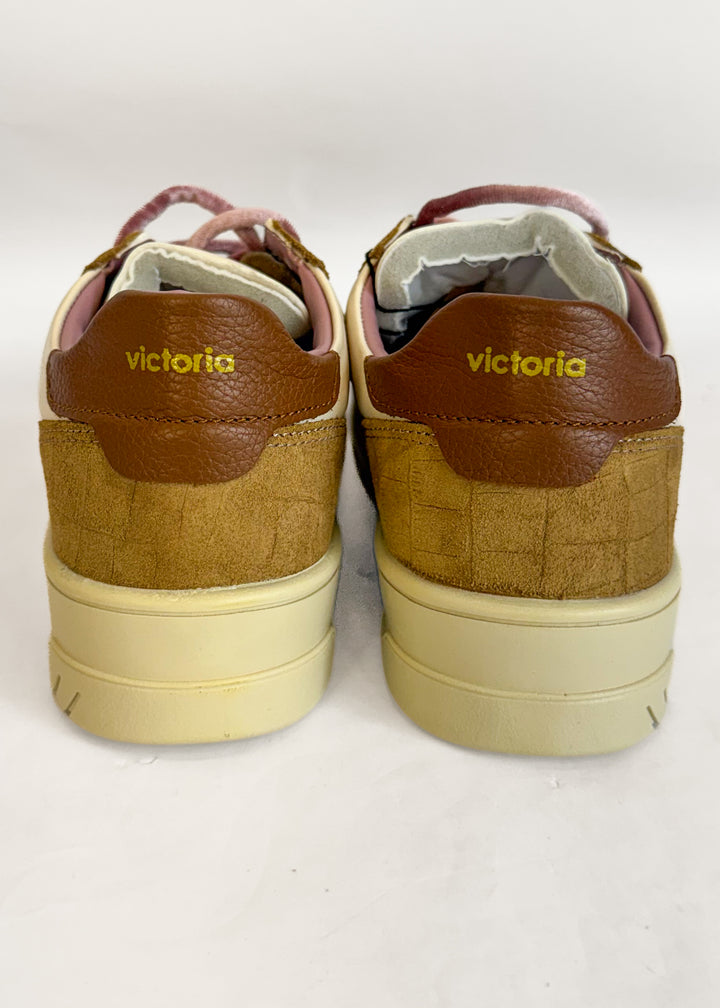 Victoria Viento Sneakers